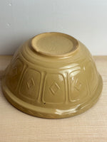 Image of 29cm Mason Cash Mixing Bowl upside down view