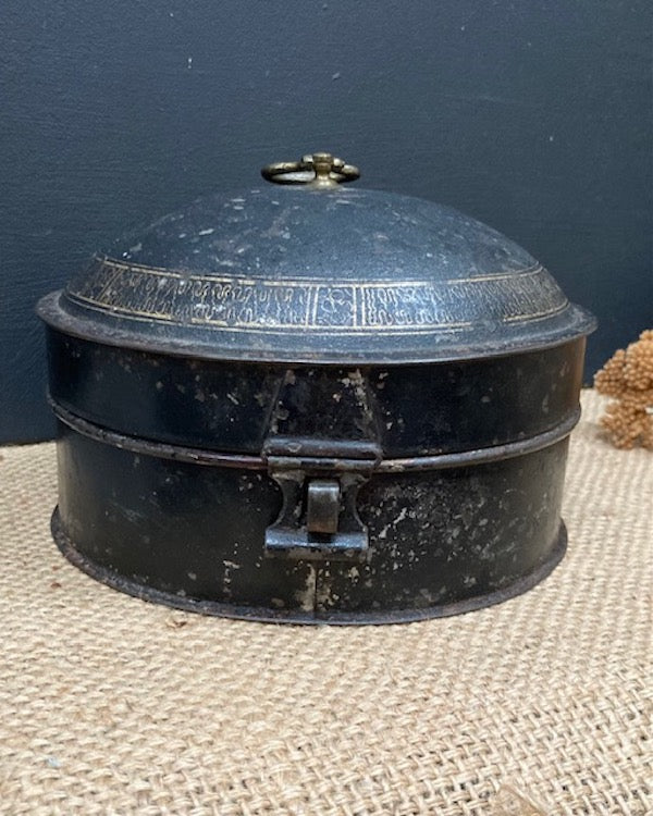 Image of Antique travelling spice tin front view