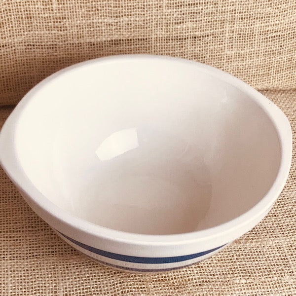 Image of Chefware 24.5cm Blue and White Mixing Bowl inside view
