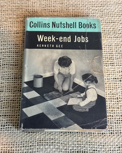 Image of Collins Nutshell Books Weekend Jobs front cover