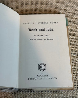 Image of Collins Nutshell Books Weekend Jobs inside cover