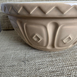 Image of Mason Cash 32cm Mixing Bowl detail view