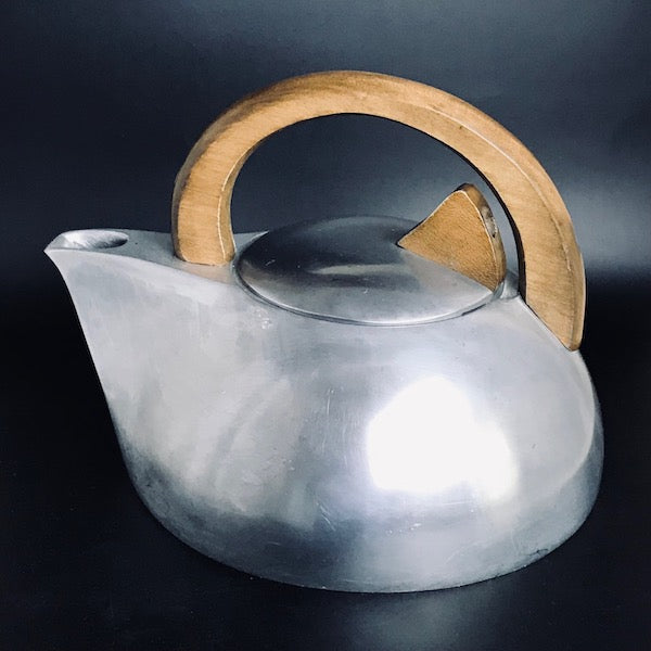 Mid-Century Picquot ware K3 kettle – Moody Mabel