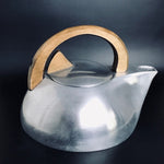 Image of Picquot ware K3 kettle facing right
