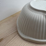 Image of TG Green 25cm white and Blue Easimix bowl detail view
