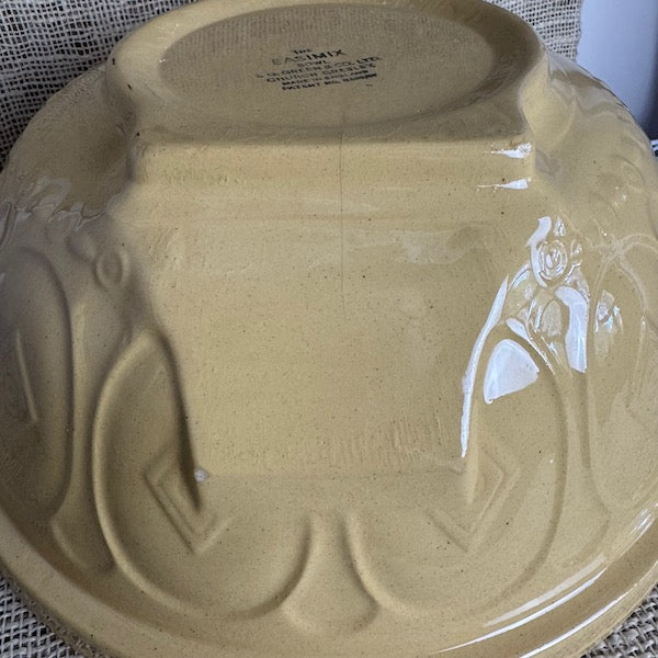 Image of TG Green 33cm Easimix mixing bowl gripstand view