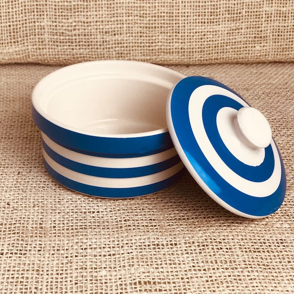 Image of TG Green blue cornishware Covered butter dish JO lid off