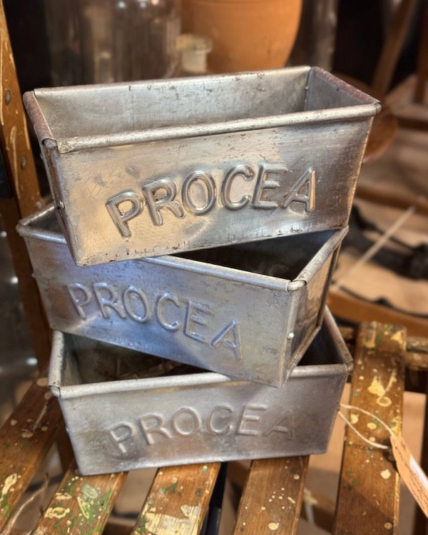 Image of Three 50's Procea bread tins stacked view 2