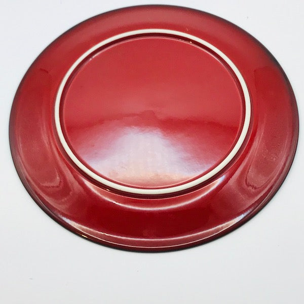 Image of Villeroy and Boch red Granada 20cm plate bottom view