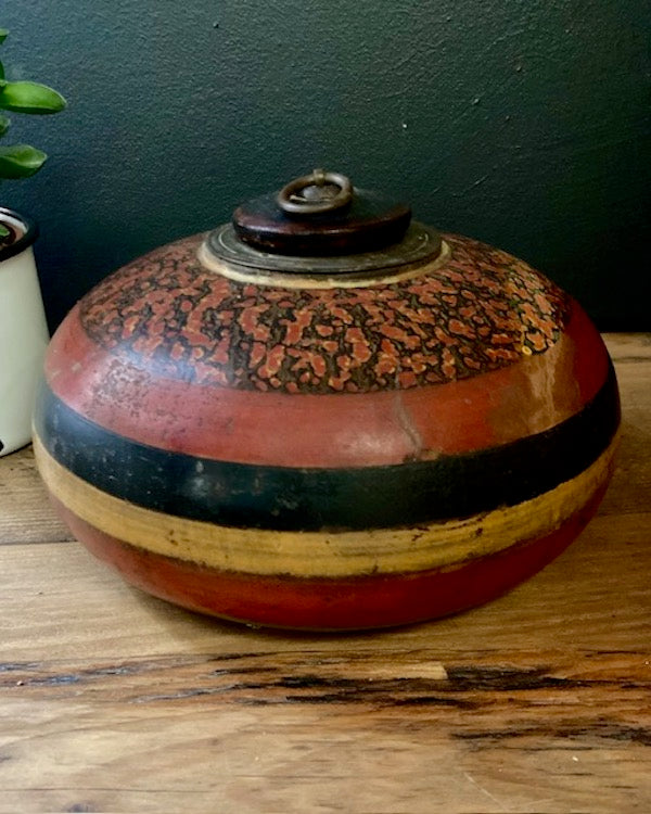 Image of Wooden tobacco pot front view