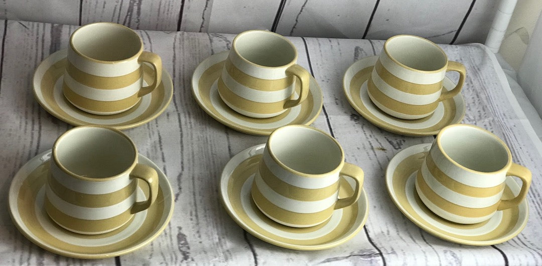 T.G.Green set of 6 gold Cornishware coffee cups and saucers