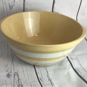 T.G.Green  gold Cornishware mixing bowl