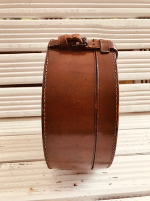 Vintage leather collar box