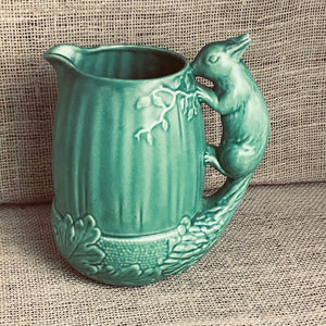 Image of SylvaC Green squirrel jug left facing