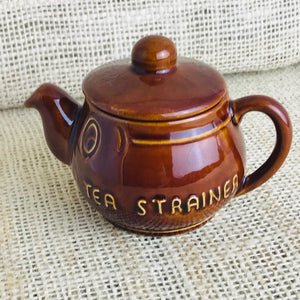 Image of  SylvaC treacle glaze tea strainer