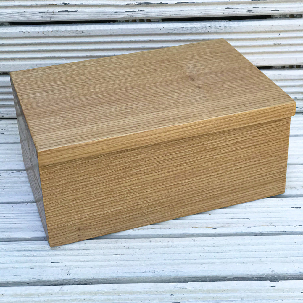 Welsh red oak box