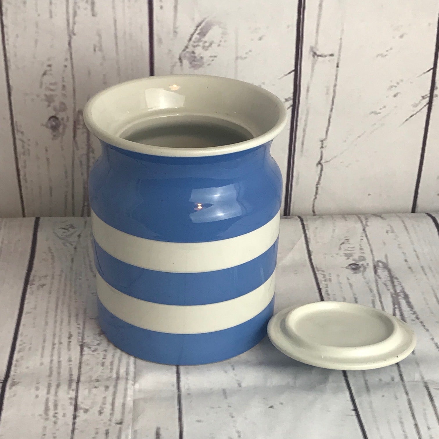 T.G. Green blue and white Cornishware storage jar with lid